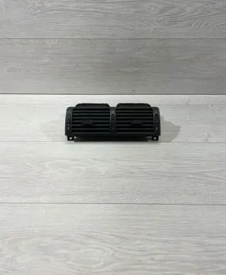 BMW 3 E46 Dash center air vent grill 8370742 8361895