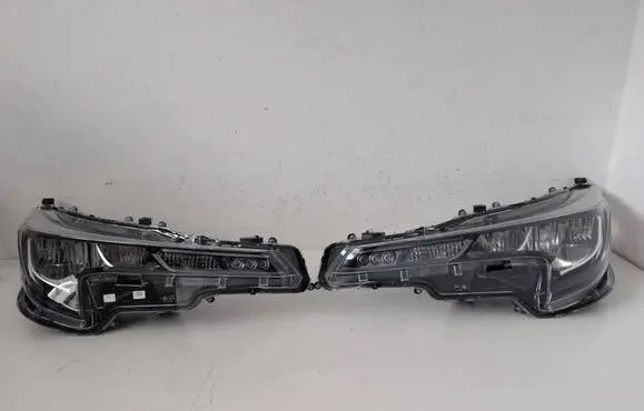 Toyota Corolla E210 E21 Headlights/headlamps set 8111002S60 90119224 8115002S60