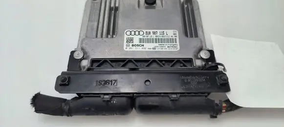 Audi Q3 F3 Engine ECU kit and lock set 8U0907115L
