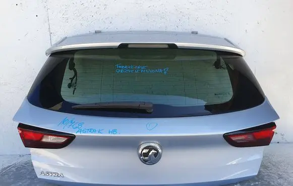Opel Astra K Tailgate/trunk/boot lid