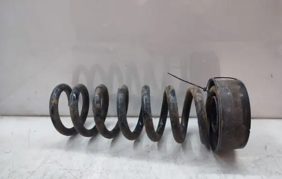 Mercedes-Benz CLS C218 X218 Rear coil spring