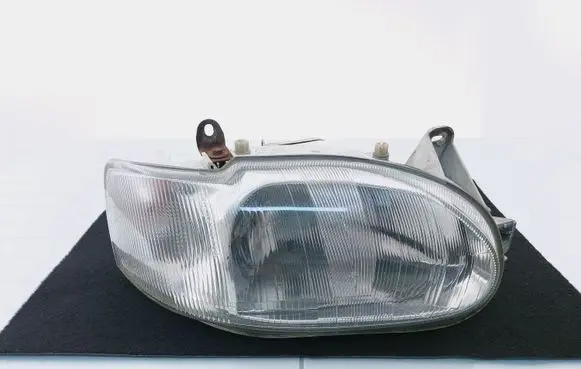 Ford Escort Headlight/headlamp 13K060AA 95AG13K060AA