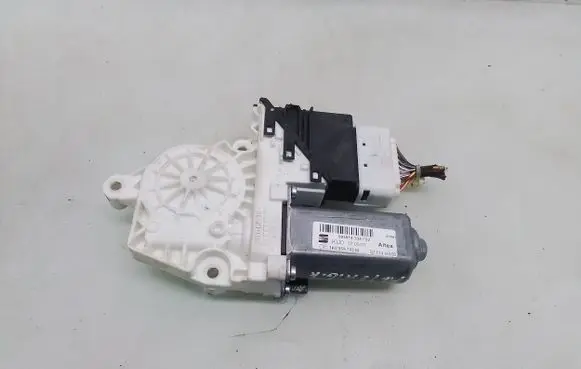 Seat Altea XL Rear door window regulator motor