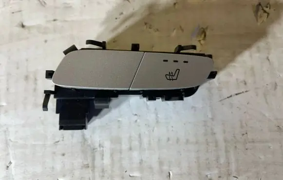 Mercedes-Benz GLC X253 C253 Seat heating switch A2539050404