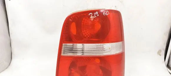 Volkswagen Touran I Rear/tail lights 1T0943096C
