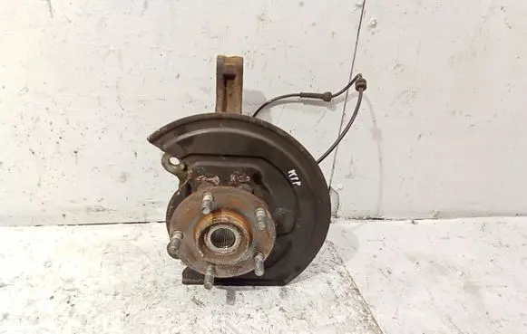 Nissan Qashqai+2 Front wheel hub spindle knuckle 40015JD040