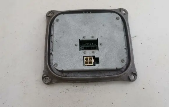 Headlight ballast module Xenon