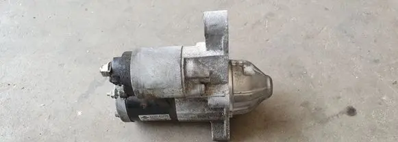 Nissan Note (E11) Starter motor 23300BC20B M000T32172