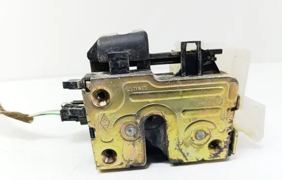 Renault Megane I Front door lock