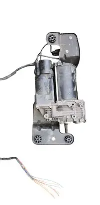 BMW X5M E70 Air suspension compressor/pump 37226775479
