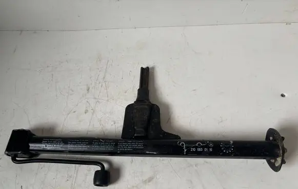 Mercedes-Benz C W202 Lift Jack 2105830115