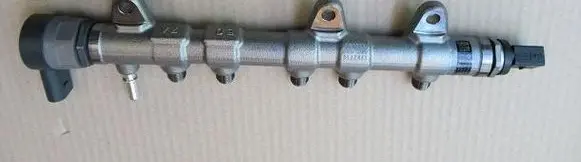 BMW X7 G07 Fuel main line pipe 0445214396