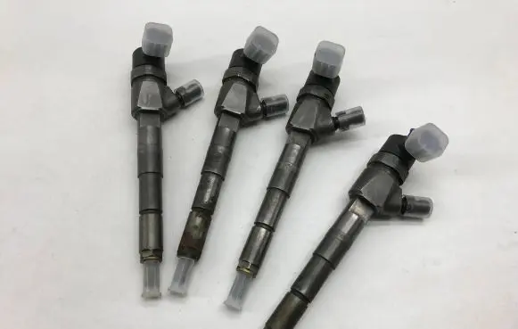 Jeep Grand Cherokee Fuel injector 0445110419