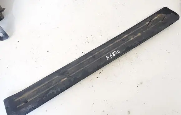 KIA Sorento Front sill trim cover 858801e000
