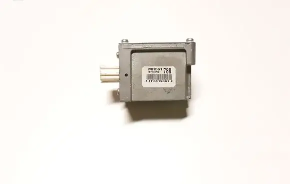 Mitsubishi Pajero Airbag deployment crash/impact sensor MR551788 W2T10272
