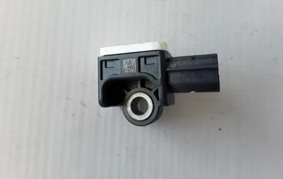 Volvo XC60 Airbag deployment crash/impact sensor