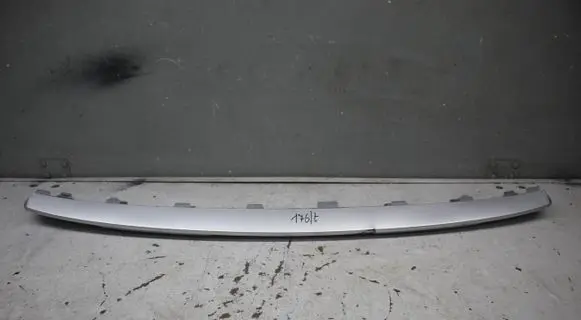 Volvo XC40 Front bumper lip 30747788 31407947 31407946
