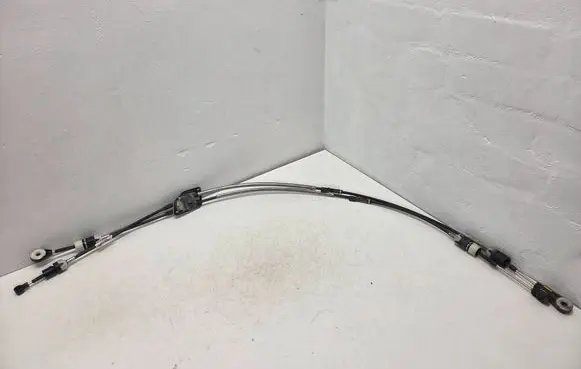 Gear shift cable linkage