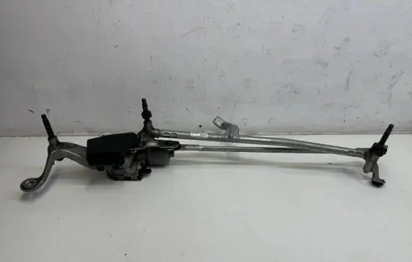 Mercedes-Benz GLC C253 Front wiper linkage and motor A2538205600