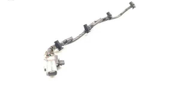Mazda 6 Fuel injector wires 