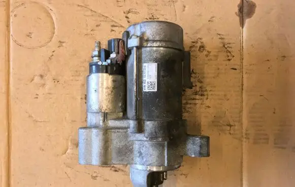 Audi A4 S4 B8 8K Starter motor 03L911024B