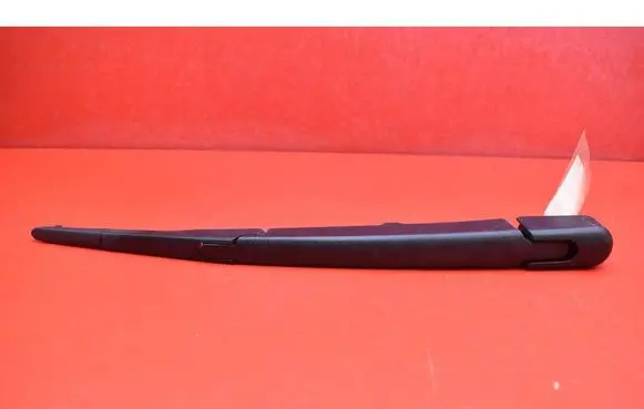 Hyundai Kona I Rear wiper blade arm