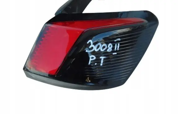 Peugeot 3008 II Rear/tail lights 9810477080
