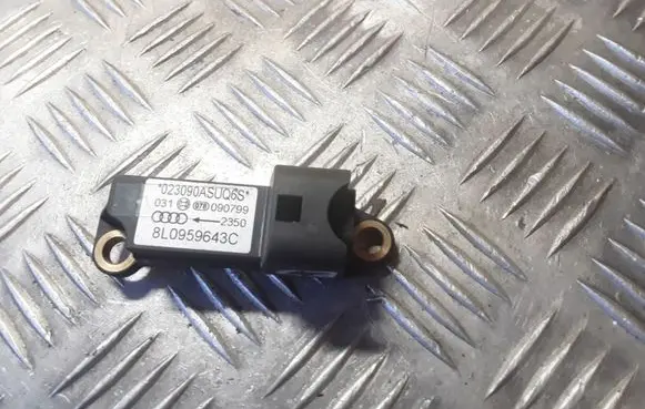 Audi A3 S3 8L Airbag deployment crash/impact sensor 8L0959643C