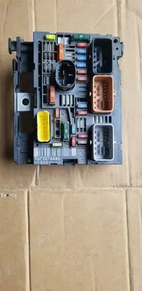 Peugeot 308 BSM Control unit 9675878480