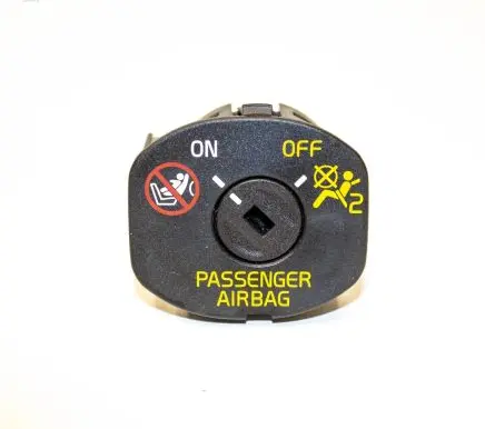 Passenger airbag on/off switch