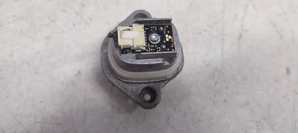 BMW 7 G11 G12 LED ballast control module 74087319