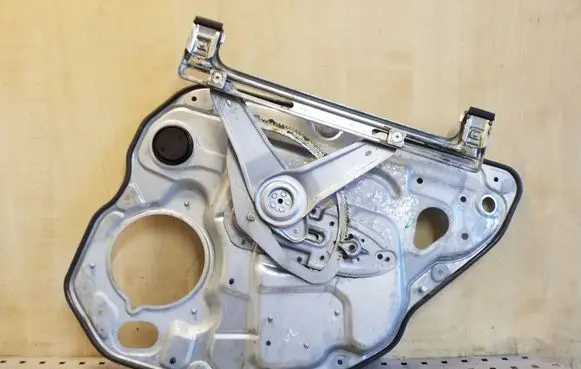 Volvo XC70 Rear window lifting mechanism without motor 983041102 30784311