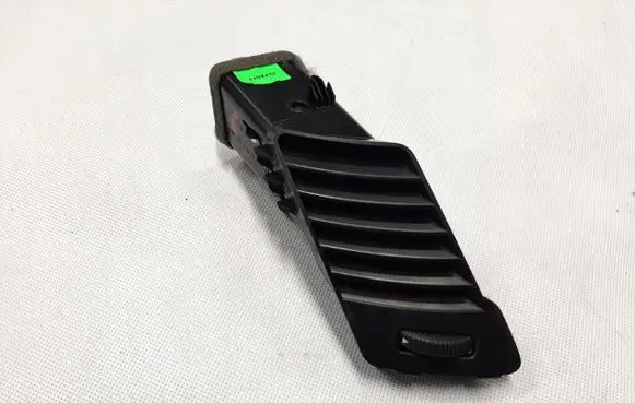 Mercedes-Benz Sprinter W906 Dash center air vent grill A9068300254