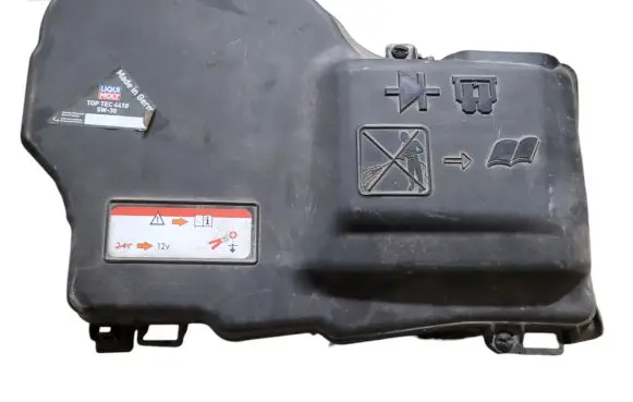 Citroen C5 Fuse box set 9687677280