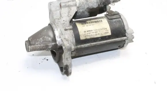 Opel Zafira C Starter motor 25196021
