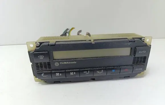 Volkswagen Golf IV Climate control unit 3B1907044A
