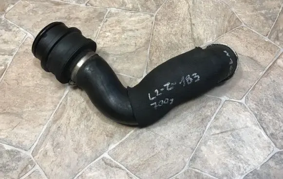 Mercedes-Benz A W169 Intercooler hose/pipe A6401400687