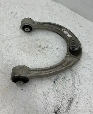 Mercedes-Benz GLE W167 Front lower control arm/wishbone A1673300900