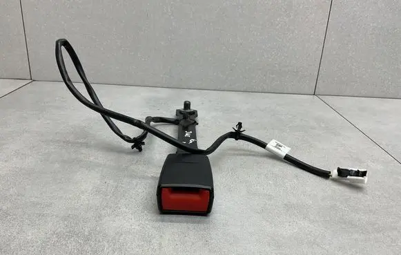 Nissan Juke I F15 Front seatbelt buckle 86843BV80A