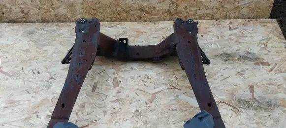 Ford Mondeo Mk III Front subframe