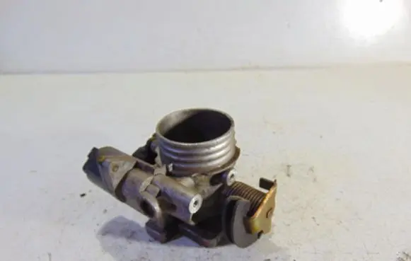 Renault Megane I Throttle valve