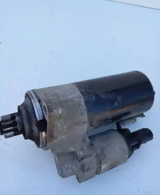 Volkswagen Caddy Starter motor 02E911023H 20090901