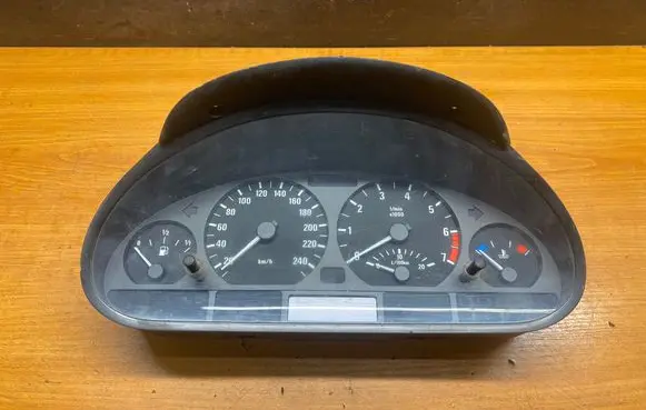 BMW 3 E46 Speedometer (instrument cluster) 0263606216 02860711759192 6901921