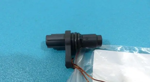Toyota Urban Cruiser (XP110) Camshaft position sensor 06L291290 IMPRK807115