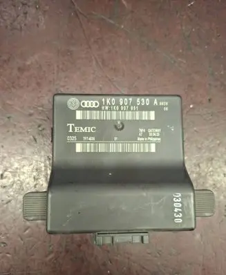 Volkswagen Touran I Gateway control module 1K0907530A 1K0907951