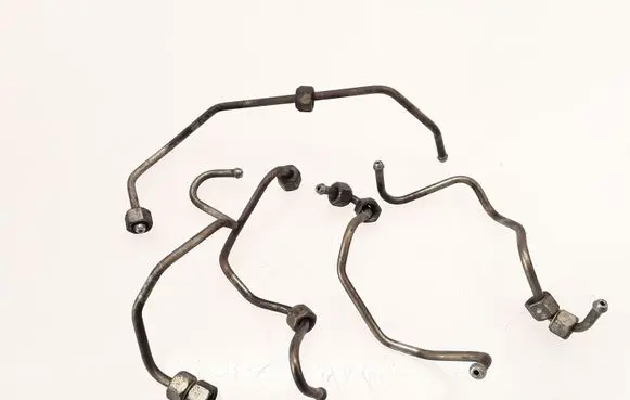 Citroen C4 I Fuel injector supply line/pipe 