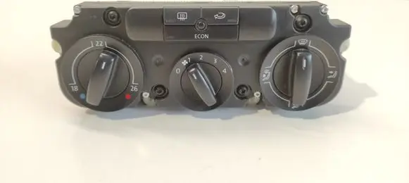 Volkswagen Golf V Climate control unit