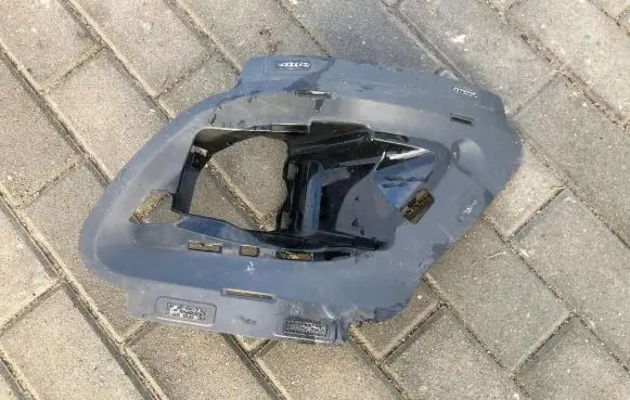 Mercedes-Benz Sprinter W907 W910 Front bumper mounting bracket A9108260300