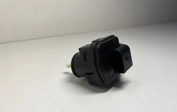 Audi A3 S3 8L Headlight level adjustment motor 8L0941295