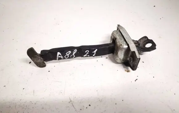Toyota Urban Cruiser (XP110) Rear door check strap stopper